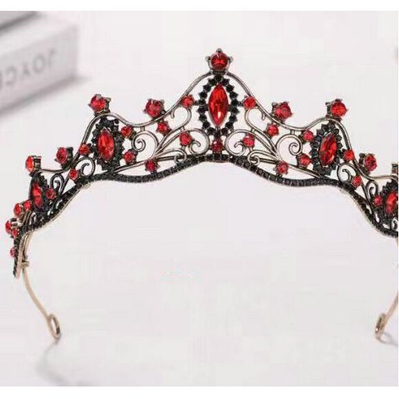 Tiara - Picture 1 of 1